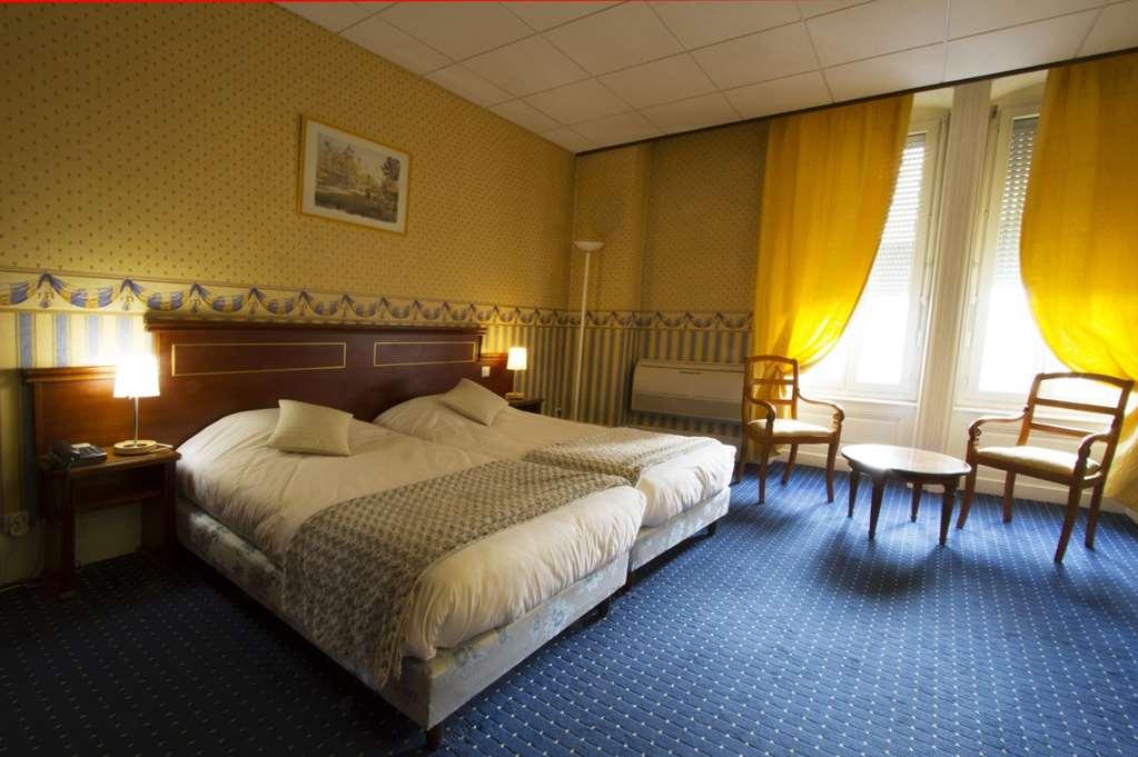 Brit Hotel Roanne - Le Grand Hotel ห้อง รูปภาพ