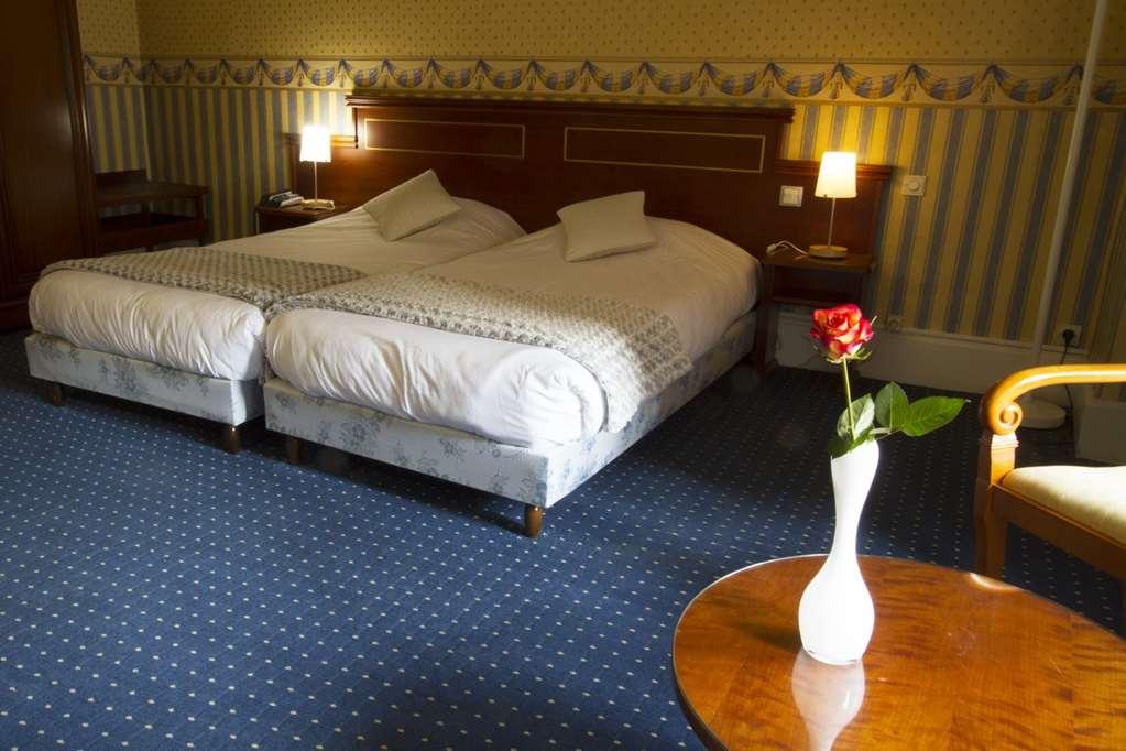 Brit Hotel Roanne - Le Grand Hotel ห้อง รูปภาพ