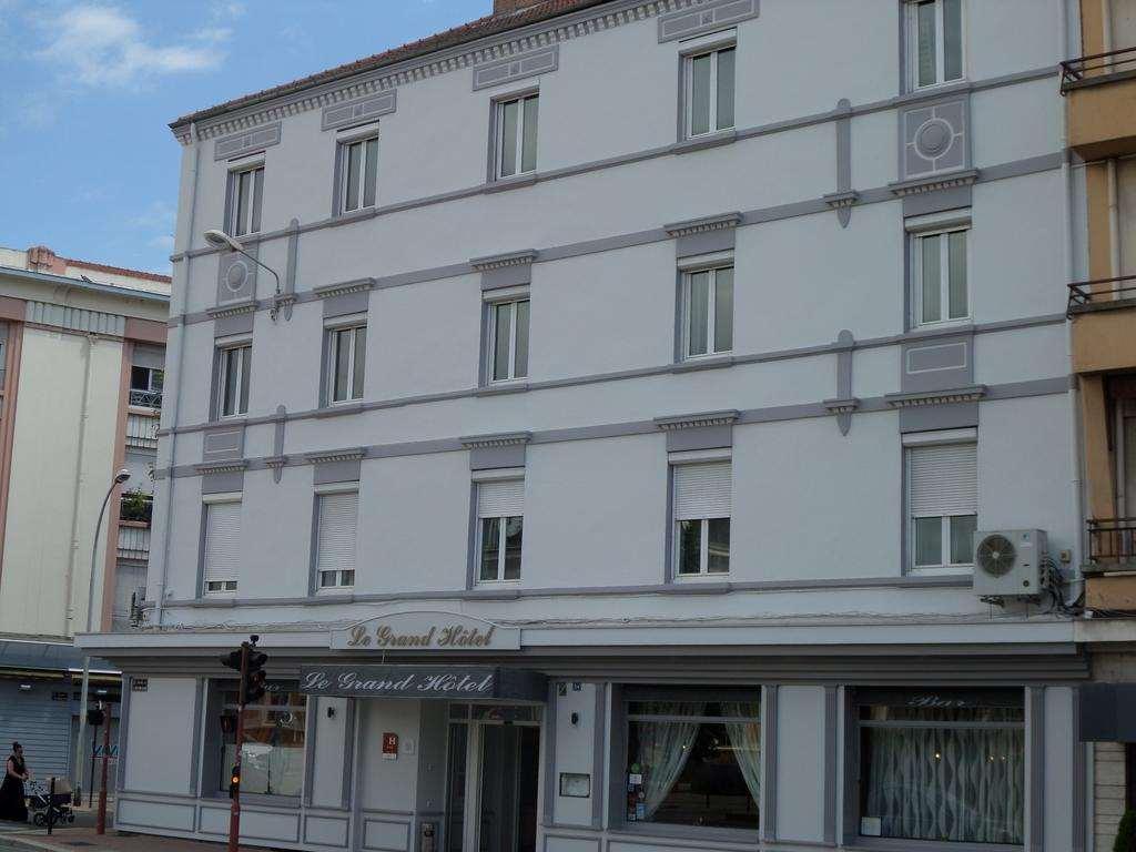 Brit Hotel Roanne - Le Grand Hotel ภายนอก รูปภาพ