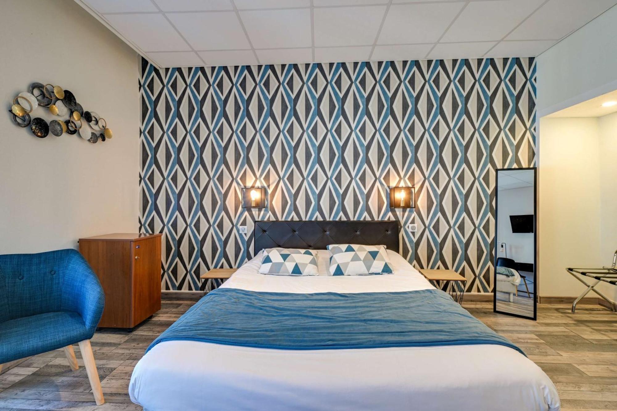 Brit Hotel Roanne - Le Grand Hotel ภายนอก รูปภาพ