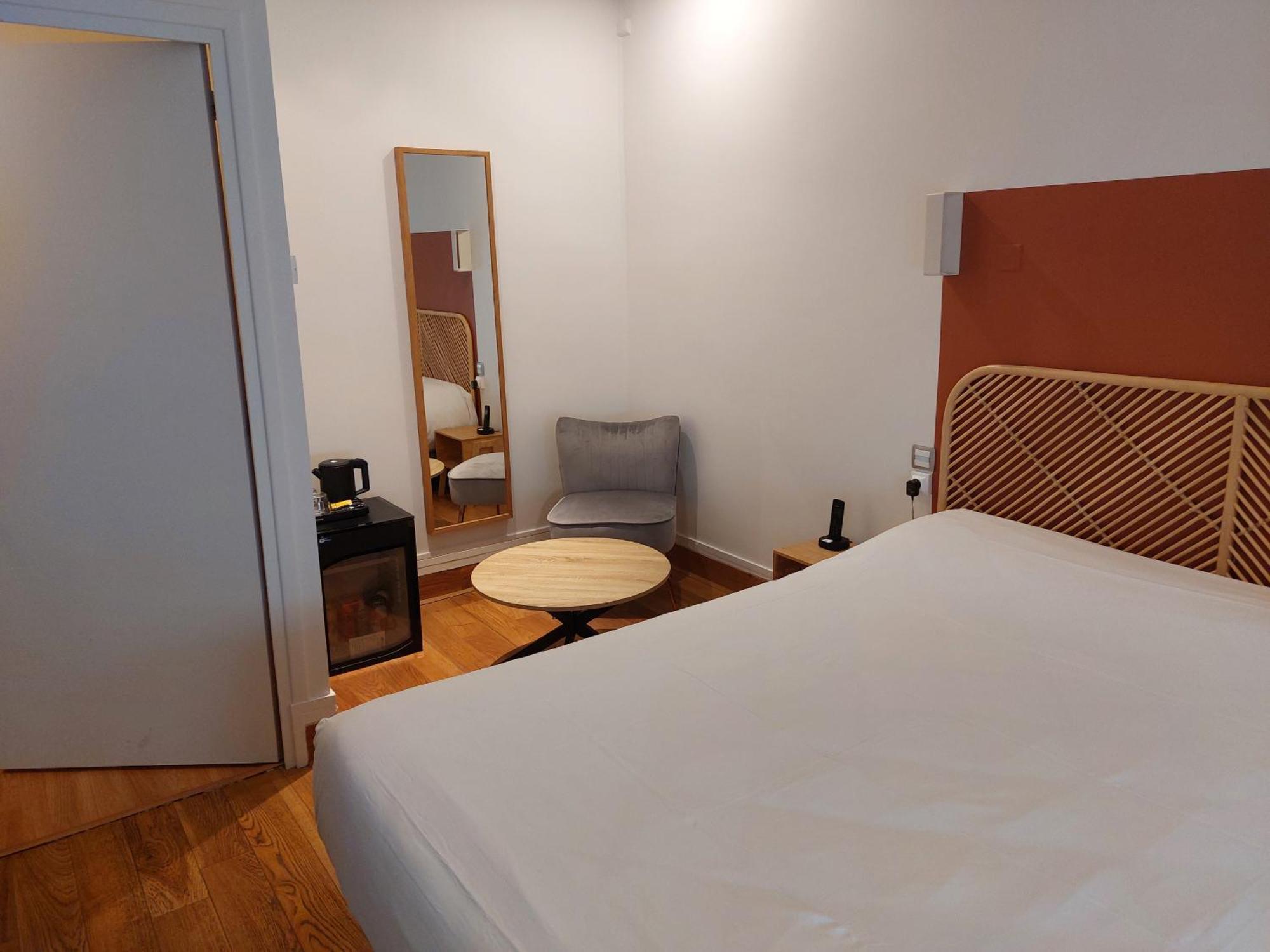 Brit Hotel Roanne - Le Grand Hotel ภายนอก รูปภาพ