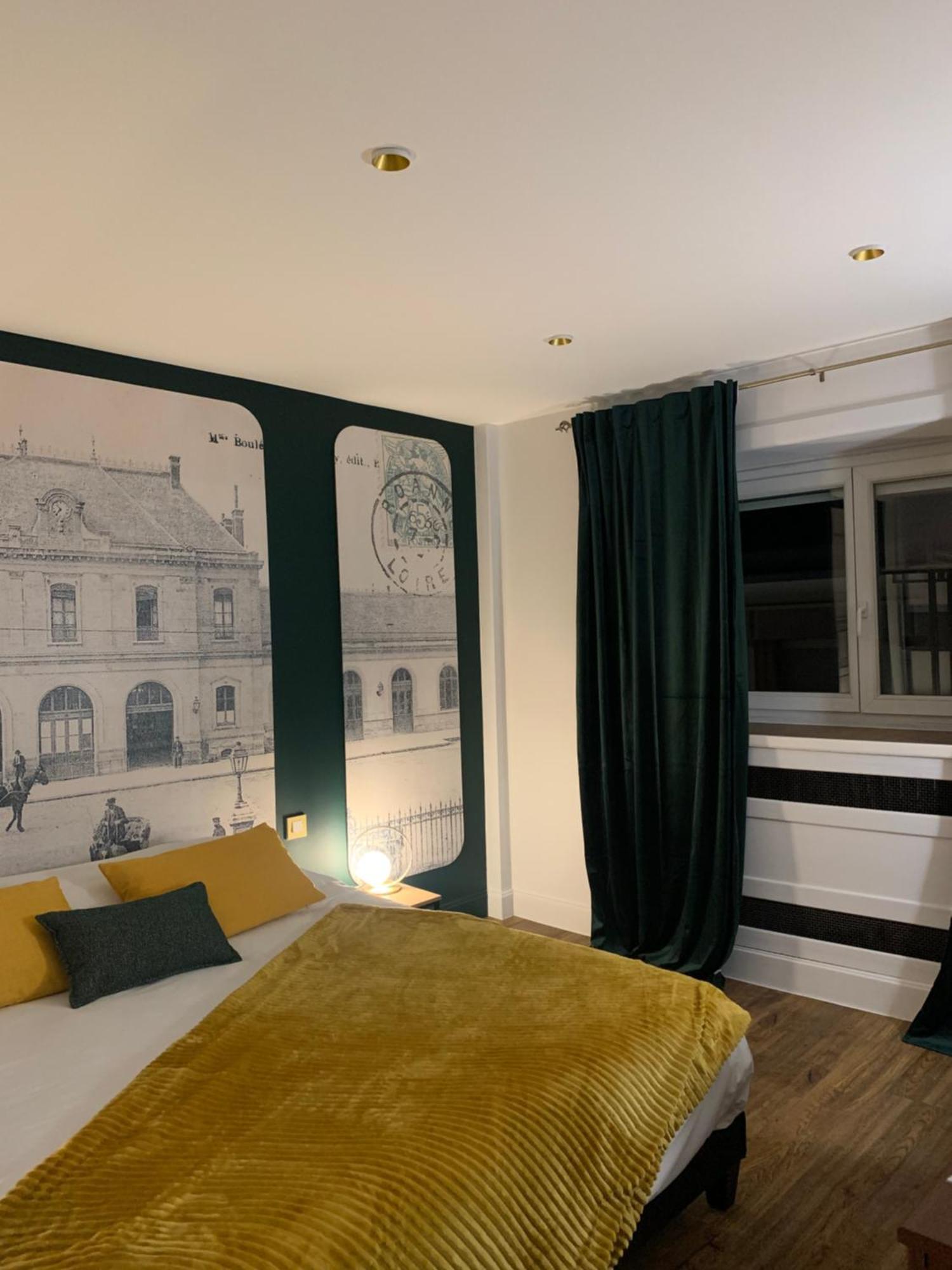 Brit Hotel Roanne - Le Grand Hotel ภายนอก รูปภาพ